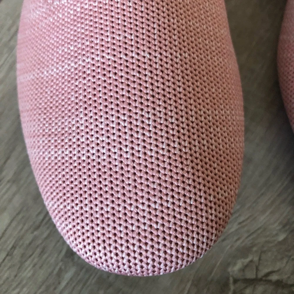 Danskin Luxe Rejuvenate. Memory foam shoes. Size 10 - Picture 2 of 12